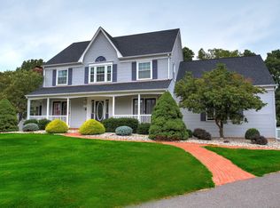 19 Merrill Rd, Flemington, NJ 08822