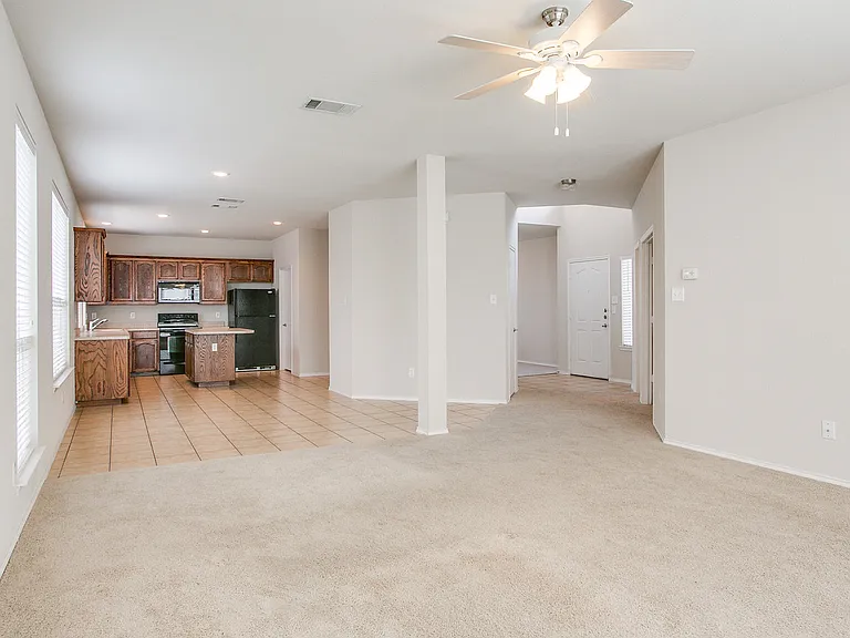 5824 Melanie Ct — Photo 5