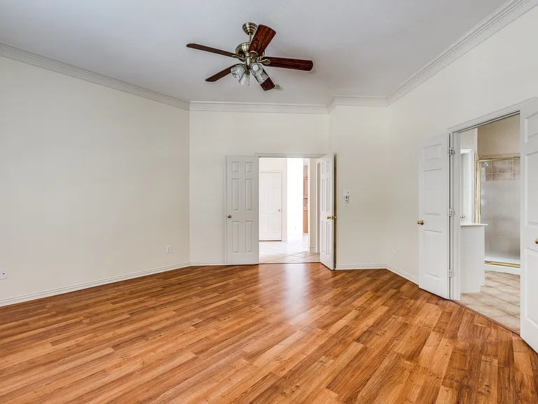8701 Mandevilla Dr — Photo 17
