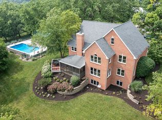 1530 W River Rd, Niles, MI 49120