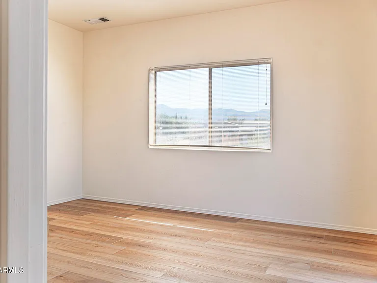 4410 E Diablo Dr — Photo 9