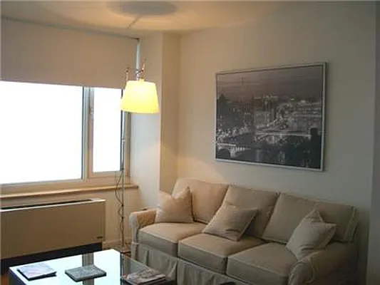 Rented by Domus Realty | media 63