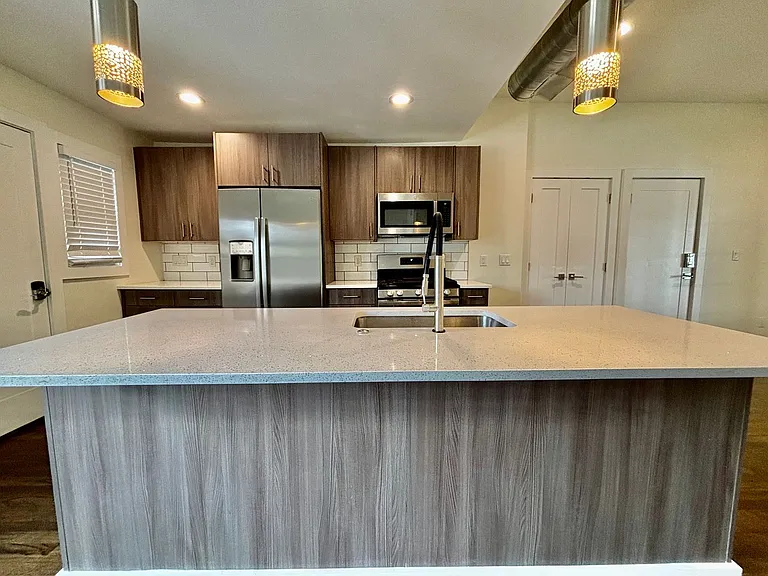 Roanoke Apartments — Photo 20