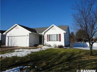 3502 Briarcrest Dr, Eau Claire, WI 54701
