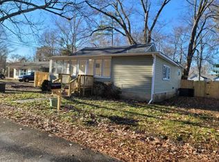 33 7th St, Colonial Beach, VA 22443