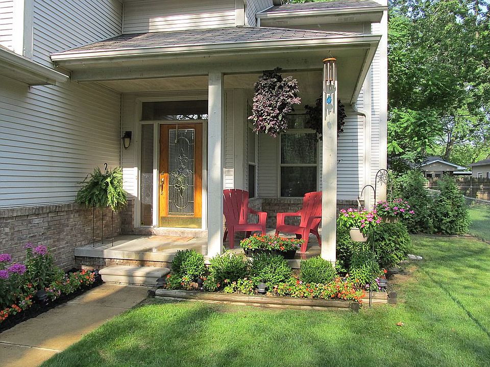 2nd image of 4039 Circle Blvd