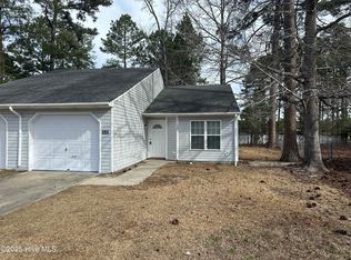 135 Village Ct, Havelock, NC 28532