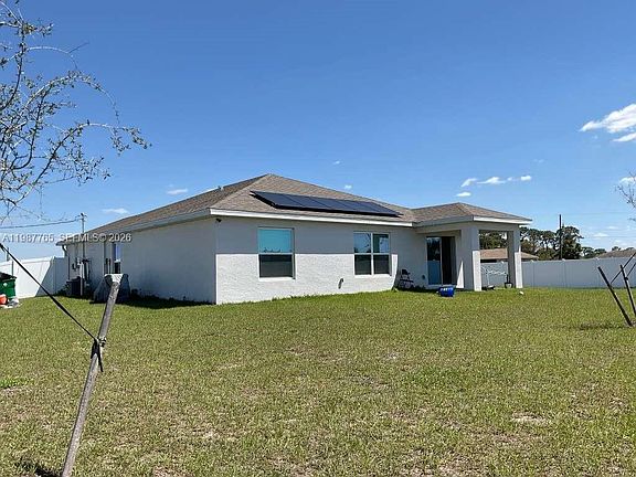 3rd image of 9013 Meadow Cir