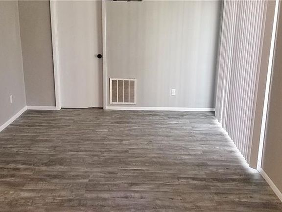 4th image of 6405 Tantamount Ln