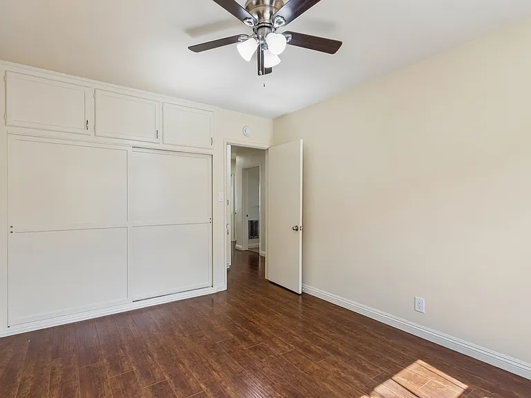 1325 E Wilson Ave #3 — Photo 12