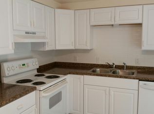 200 Chateau Ln, Butler, PA 16001