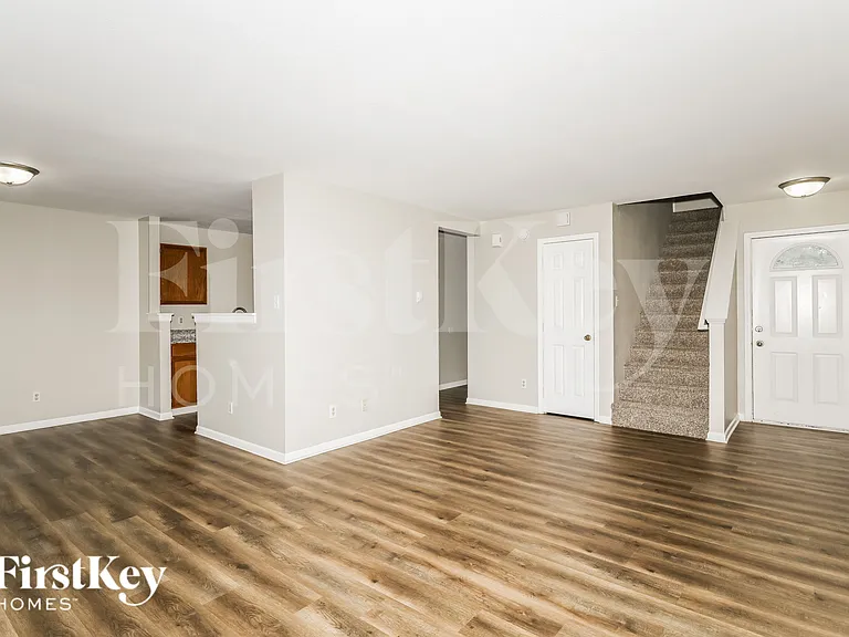 16773 Lowell Dr — Photo 4