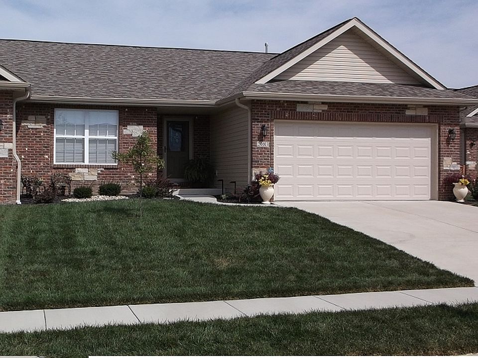 2083 N BRIARBEND CT
