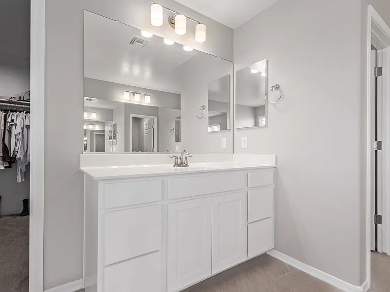 19210 W Solano Dr — Photo 28