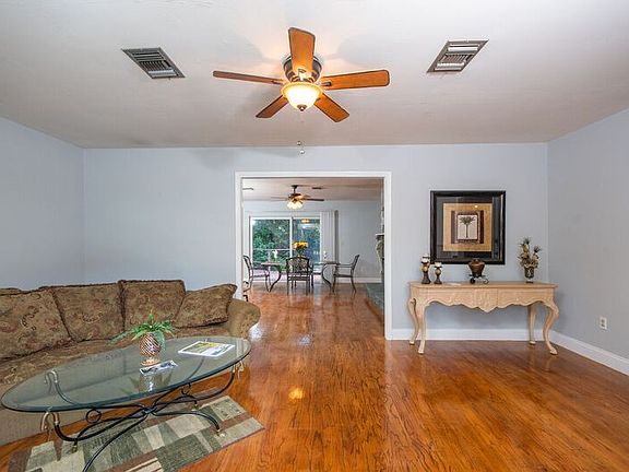 2nd image of 3115 51st St