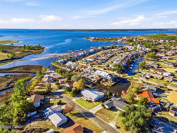 3rd image of 1218 Tuscany Rd