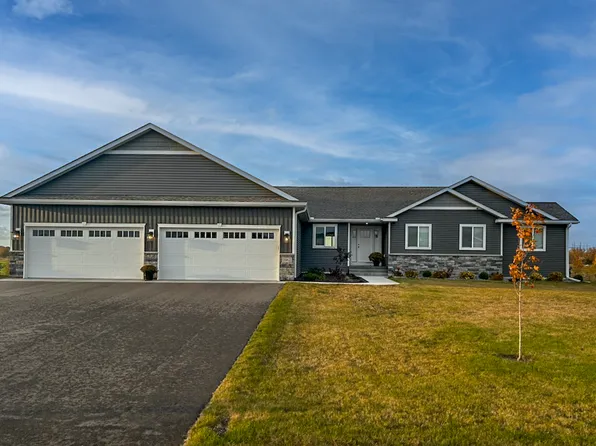 5962 Rub Of The Green St, Saint Cloud, MN 56304