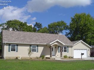 538 W Yeasting St, Gibsonburg, OH 43431