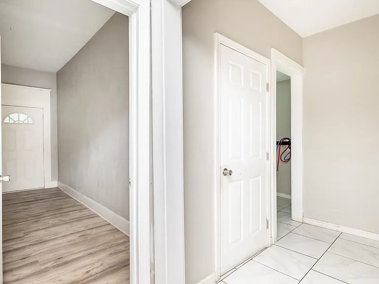 1058 Dixie Hwy — Photo 14