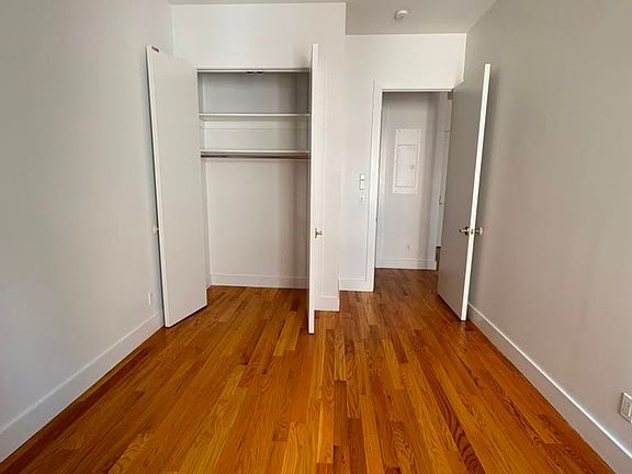 4th image of 155 Elliott Ave #303