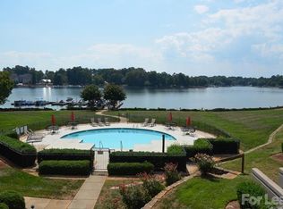 1313 Torrence Cir, Davidson, NC 28036