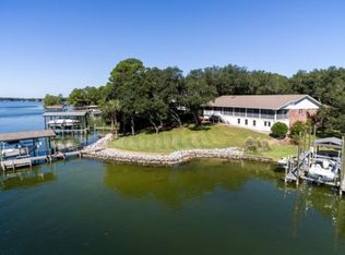 67 Poquito Rd, Shalimar, FL 32579