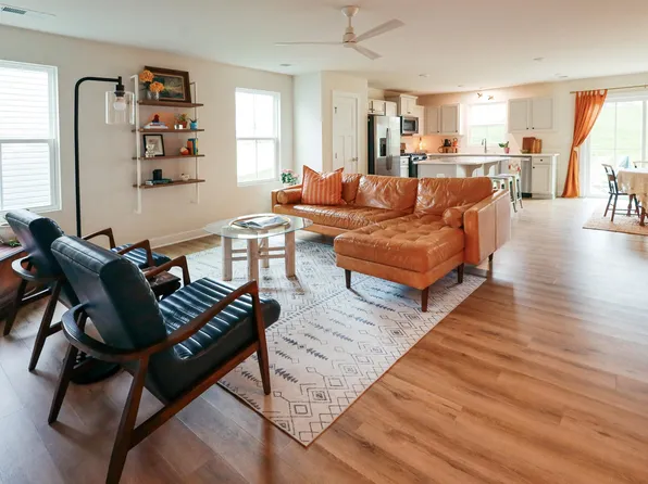 145 Virginia Ave, Palmyra, VA 22963