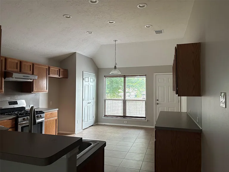 18499 Sunrise Pnes — Photo 3