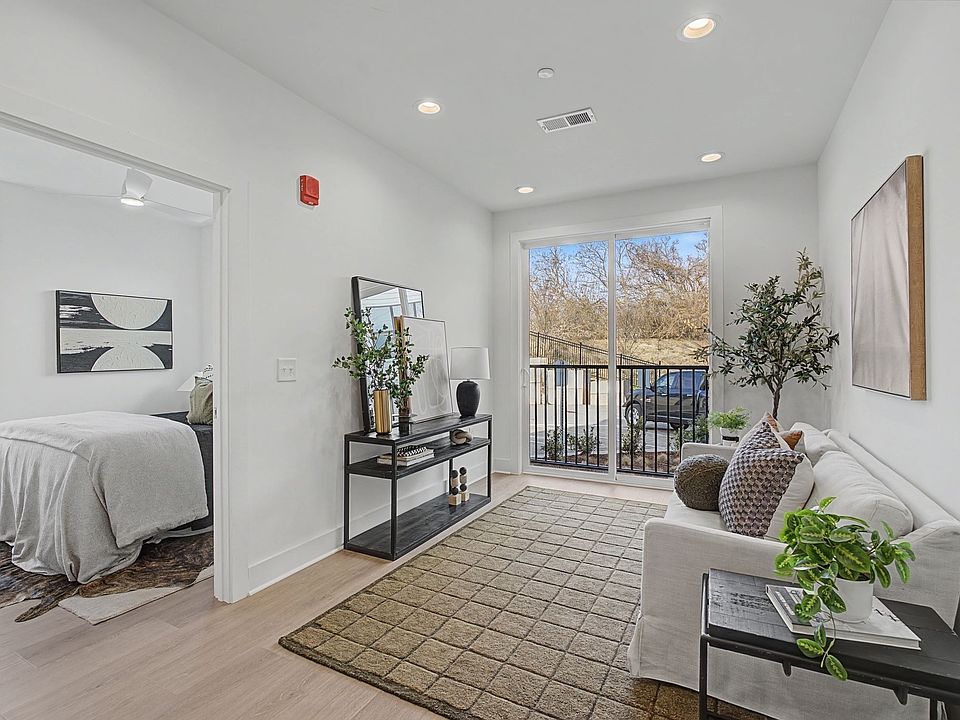 1st image of 505 Community Ct #203