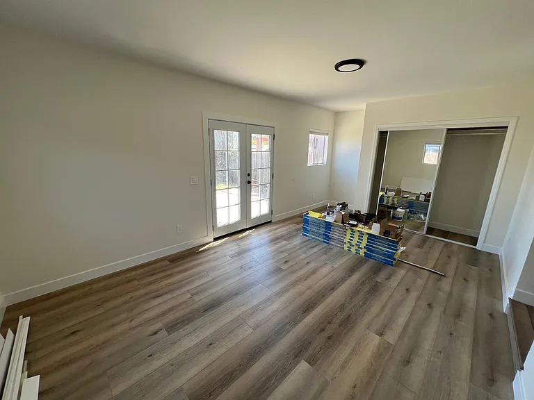 537 Ramona Ave — Photo 11