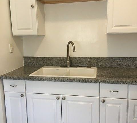 4th image of 1747 5th Ave APT 02