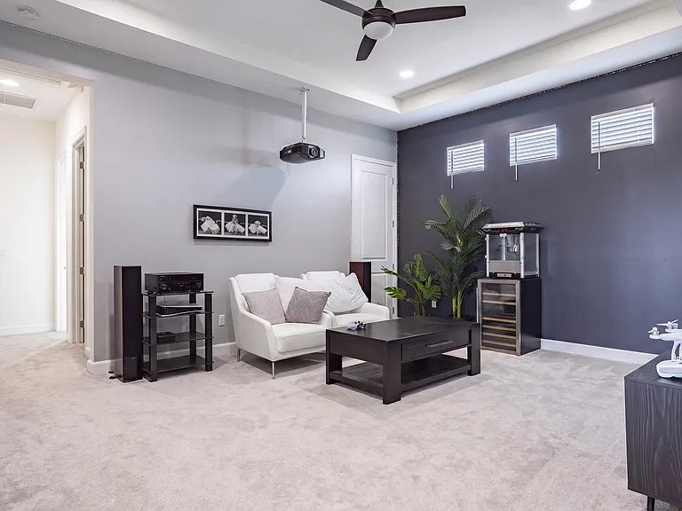 5850 Whippoorwill Cir — Photo 21