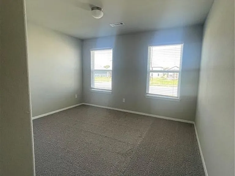 1751 King Rd — Photo 6