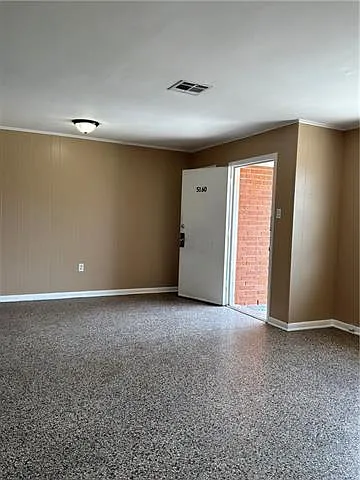 5160 Mount Matterhorn St — Photo 4