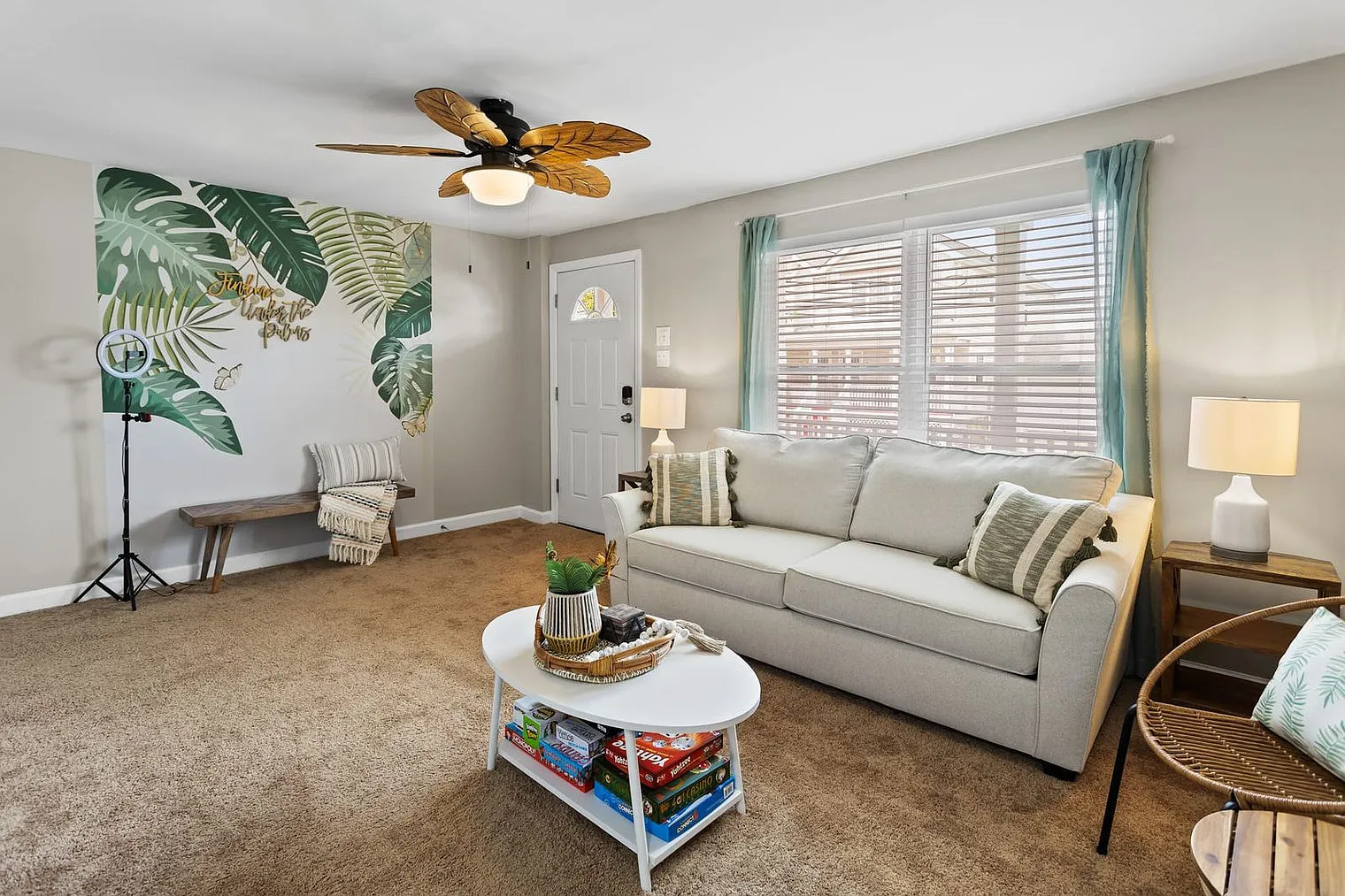 3 bed, 2.0 bath, 1496 sqft, $4,341 — Photo 1