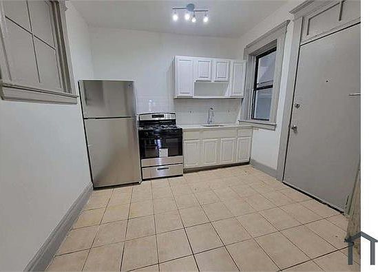 1st image of 66 N Grove St APT 6