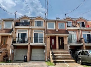 362 Sand Ln #2, Staten Island, NY 10305