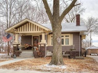 127 S Terrace Ave, Liberty, MO 64068