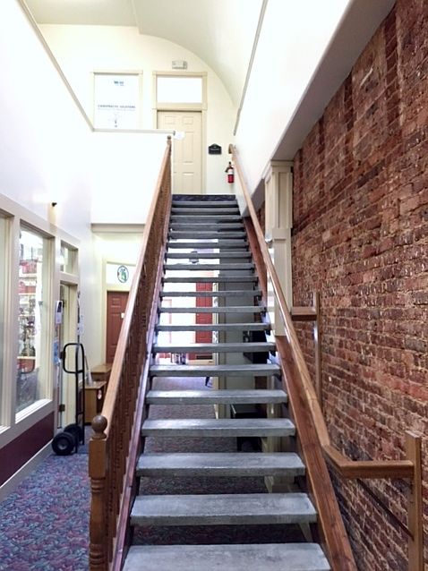 2nd image of 116 W Main St