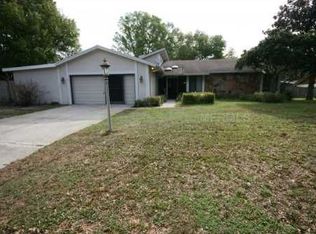 17617 Willow Creek Blvd, Lutz, FL 33549
