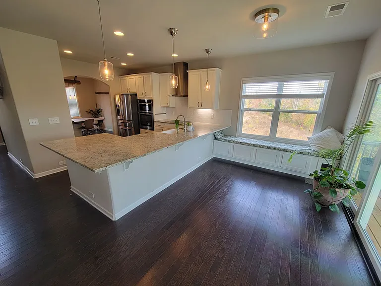 416 Jones Peak Dr — Photo 6