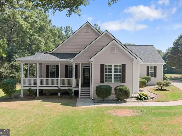 125 Kevins Dr, Hampton, GA 30228