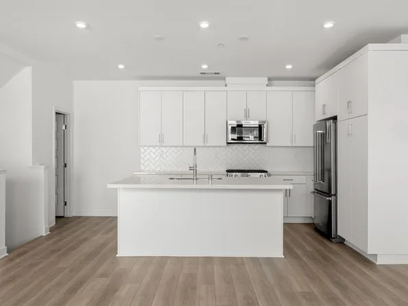 1238 W Bushell St, Anaheim, CA 92805