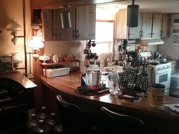 3rd image of 4022 N 126th Plz #86