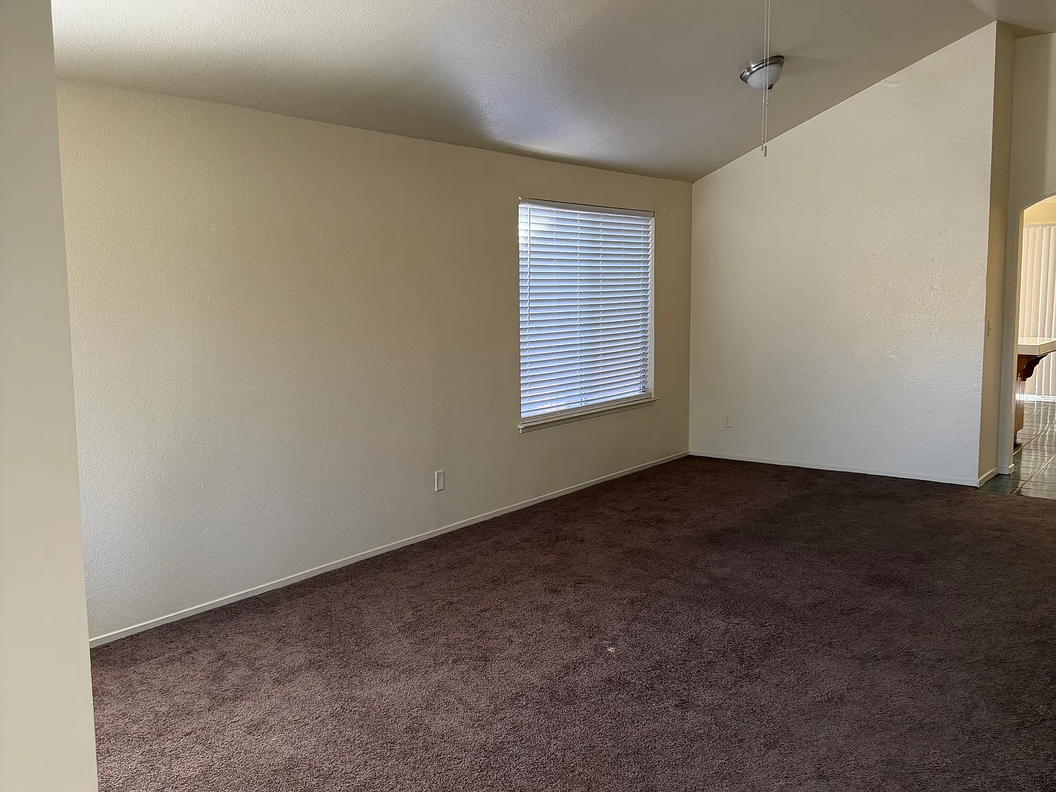 3 bed, 1484 sqft, $2,150 — Photo 4