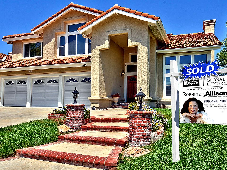 1st image of 3079 Grandoaks Dr