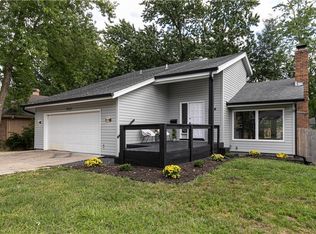 1907 SW 3rd St, Lees Summit, MO 64081