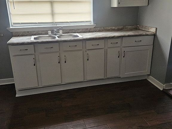 3rd image of 1612 May St
