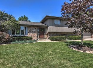 2307 Buddy Ct, Highland, IN 46322