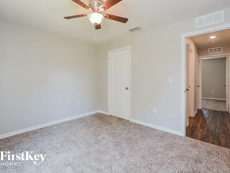 882 N Fairbanks Dr — Photo 11